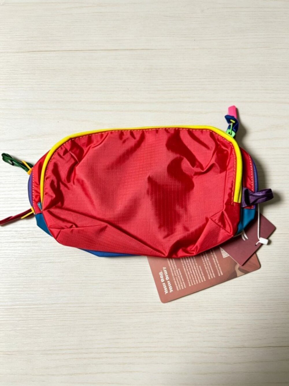 Cotopaxi Travel Toiletry Bag Makeup Pouch Multicolor Organizer Bag - Picture 2 of 3
